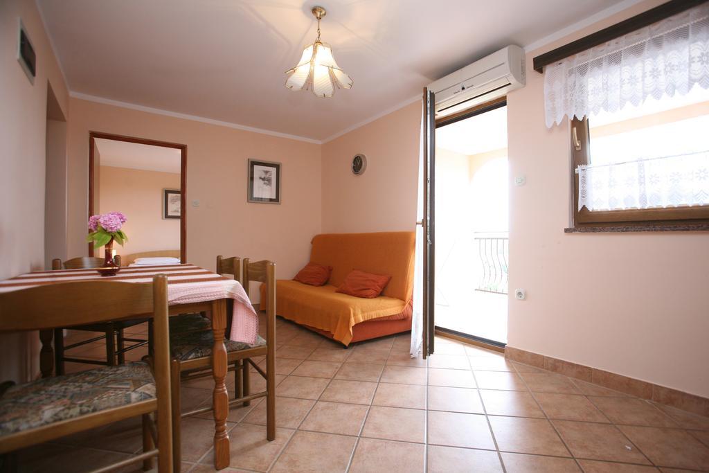 Apartments Neda - Porec South Szoba fotó