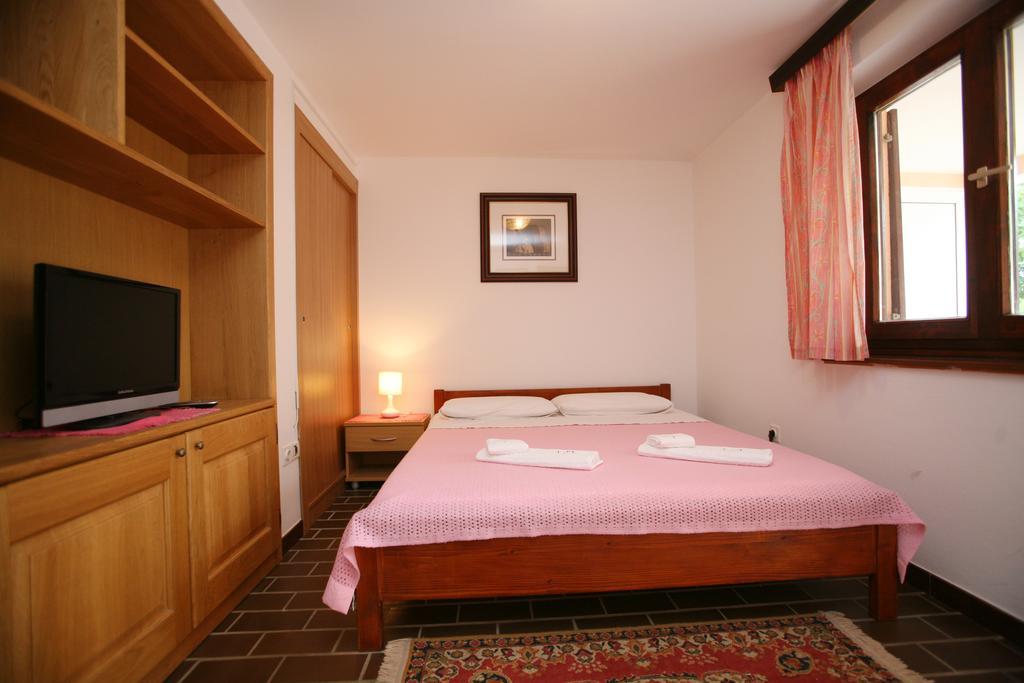 Apartments Neda - Porec South Szoba fotó
