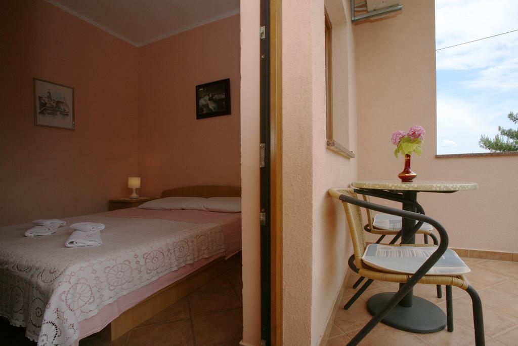 Apartments Neda - Porec South Szoba fotó