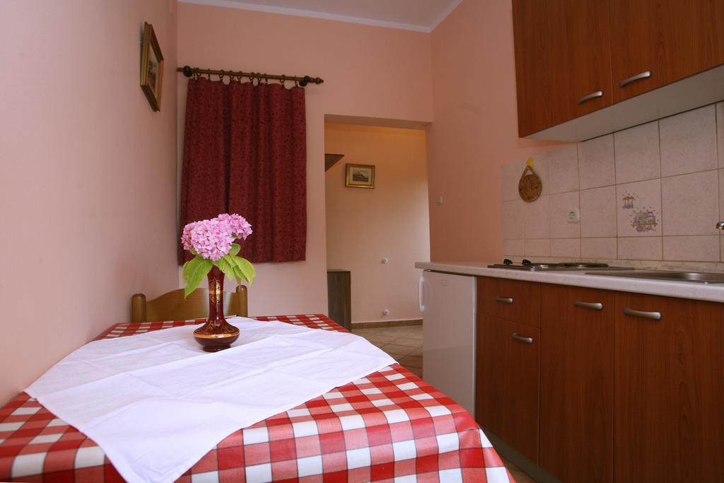 Apartments Neda - Porec South Szoba fotó