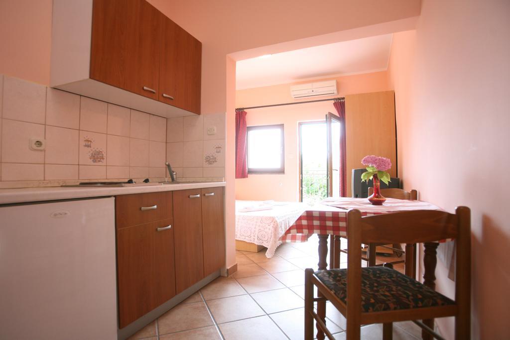 Apartments Neda - Porec South Szoba fotó