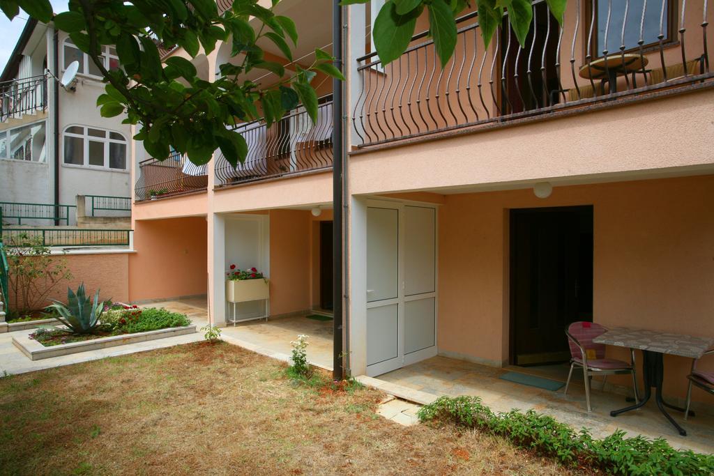 Apartments Neda - Porec South Szoba fotó
